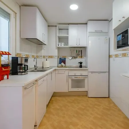 - Plaza Mayor Of - 1 Min Alcazar